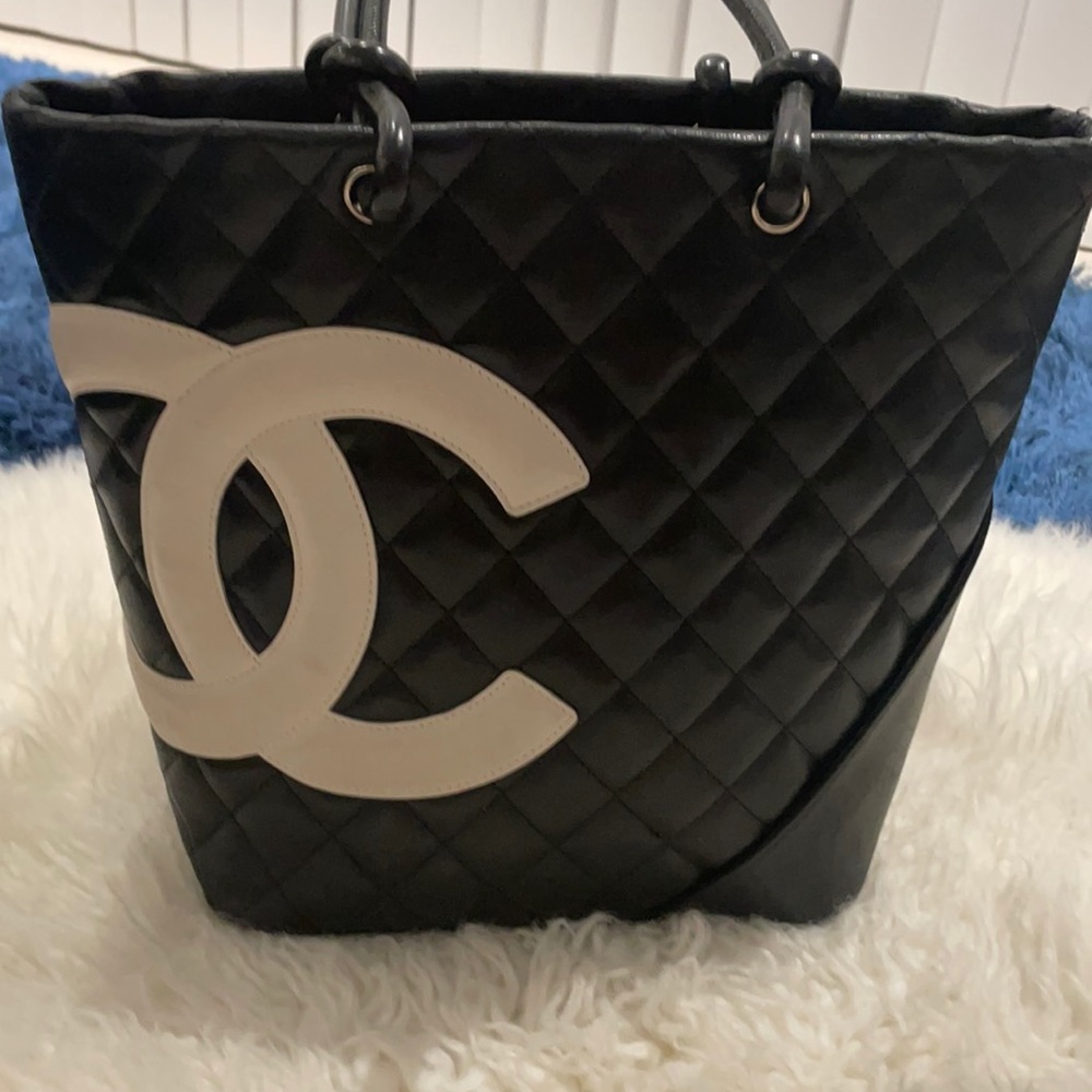 Chanel Carbon Tote - Picture 3 of 14